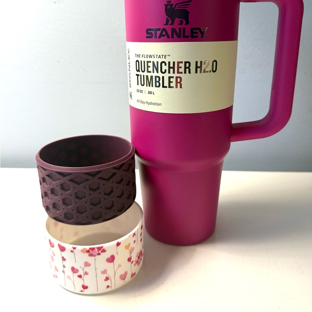 NWT 30oz Stanley Fuchsia + 2 Boots, Logo Matching Waffle Boot & Valentine Boot
